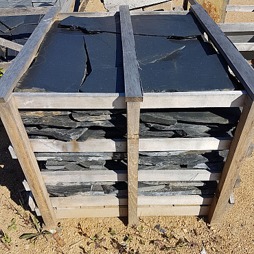 Flagstones Ultra Black Slate 2-3 cm.