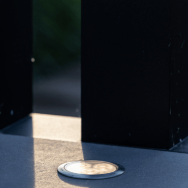 FLUX 12V Stainless Steel