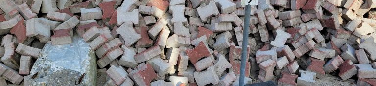 Gebruikte betonklinkers / tegels