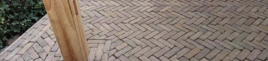 Nieuwe Gebakken bestrating